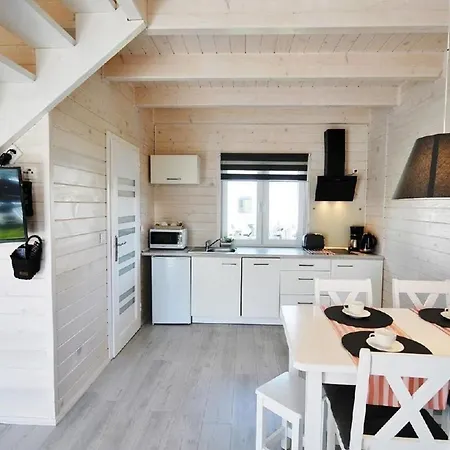Gemuetliches Ferienhaus In Grzybowo Mit Garten, Terrasse Und Grill בית נופש