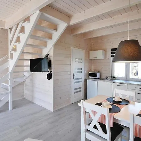 בית נופש Gemuetliches Ferienhaus In Grzybowo Mit Garten, Terrasse Und Grill גרצי'יבובו