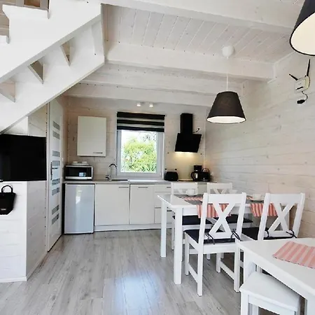 בית נופש Gemuetliches Ferienhaus In Grzybowo Mit Garten, Terrasse Und Grill גרצי'יבובו